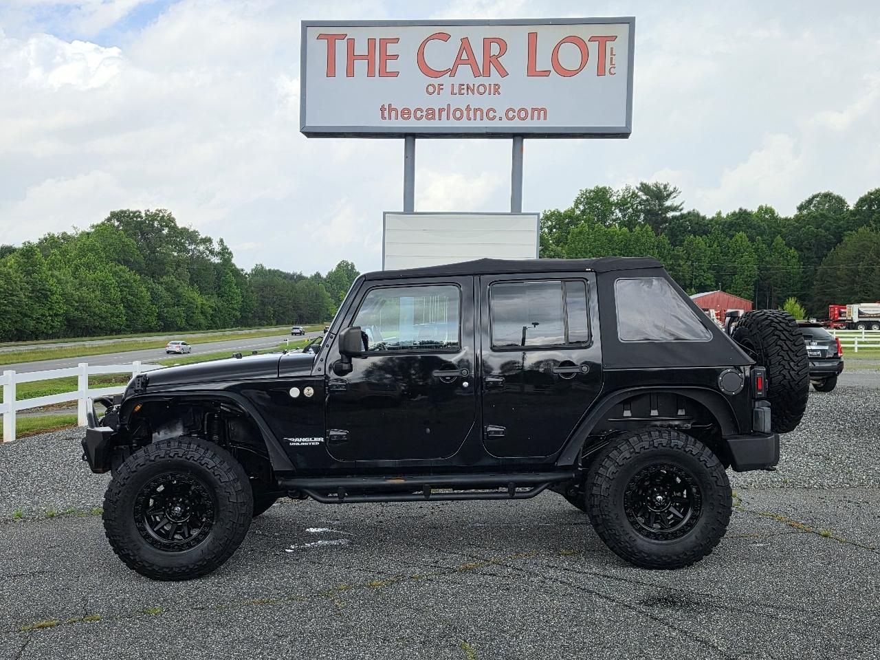 Jeep Wrangler Unlimited 4WD 4dr Altitude 2012