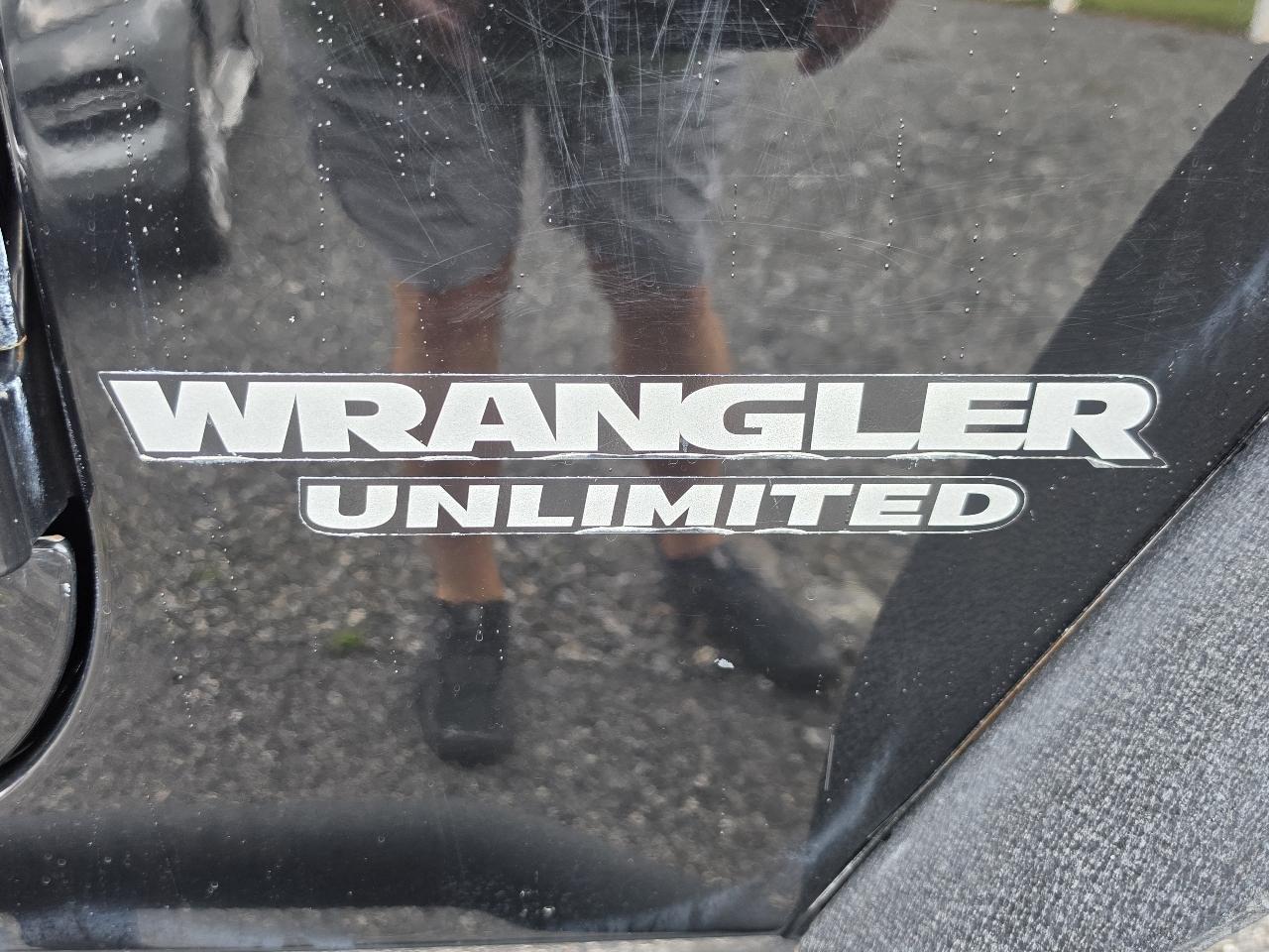 Jeep Wrangler Unlimited 4WD 4dr Altitude 2012