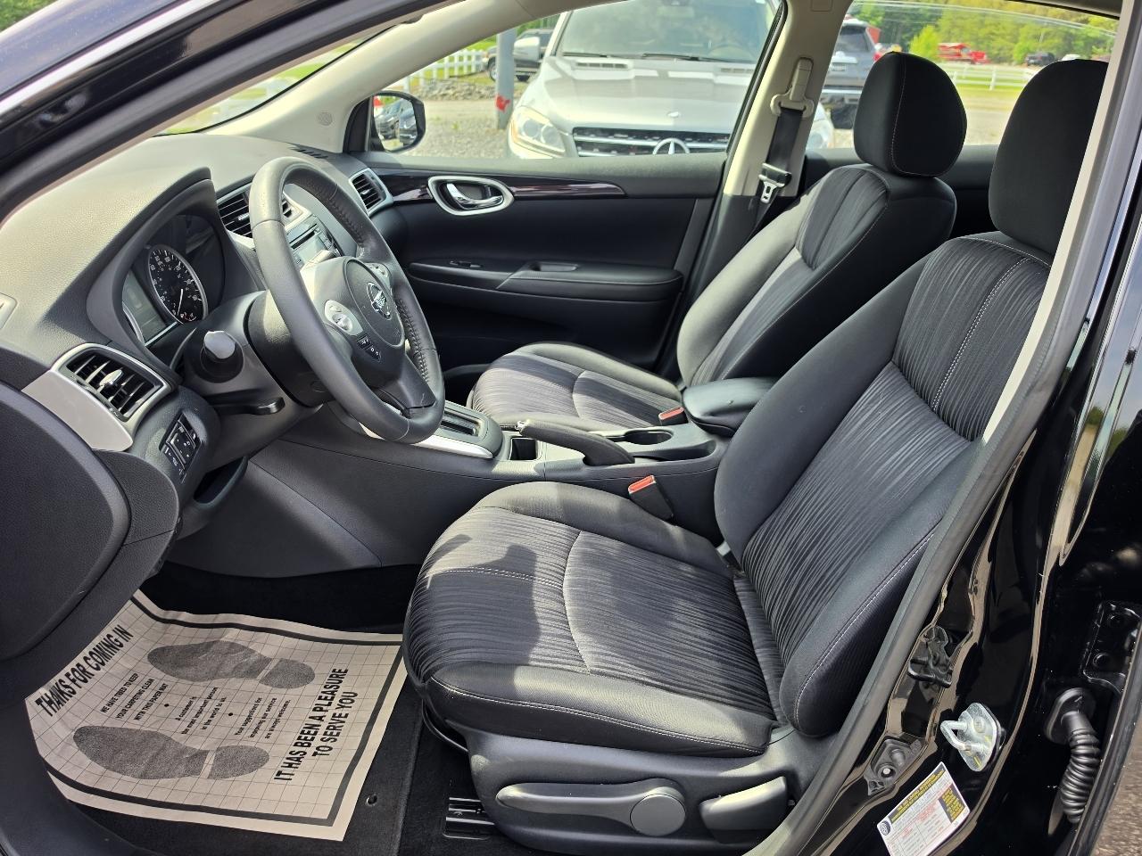 Nissan Sentra SV CVT 2017