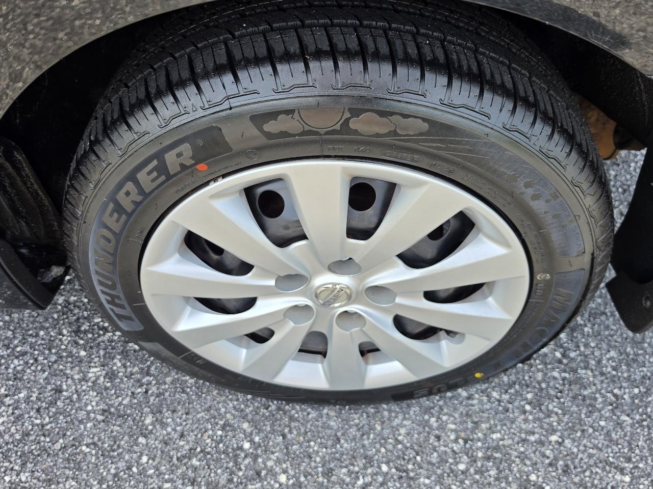 Nissan Sentra SV CVT 2017