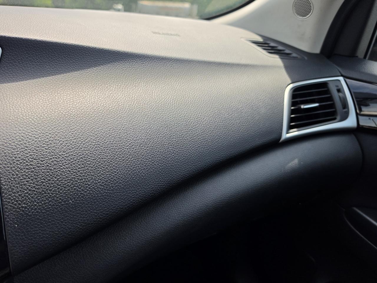 Nissan Sentra SV CVT 2017