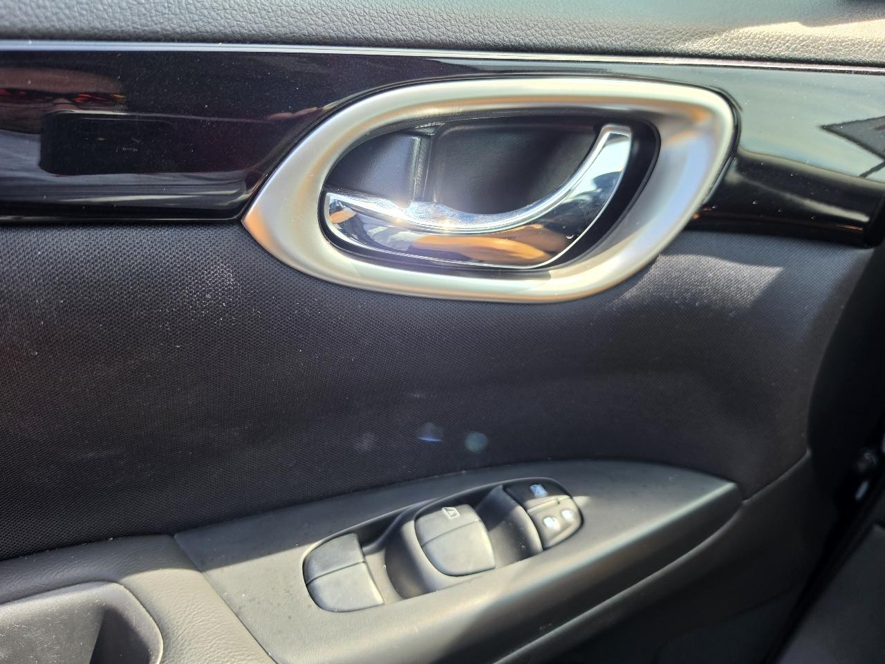 Nissan Sentra SV CVT 2017