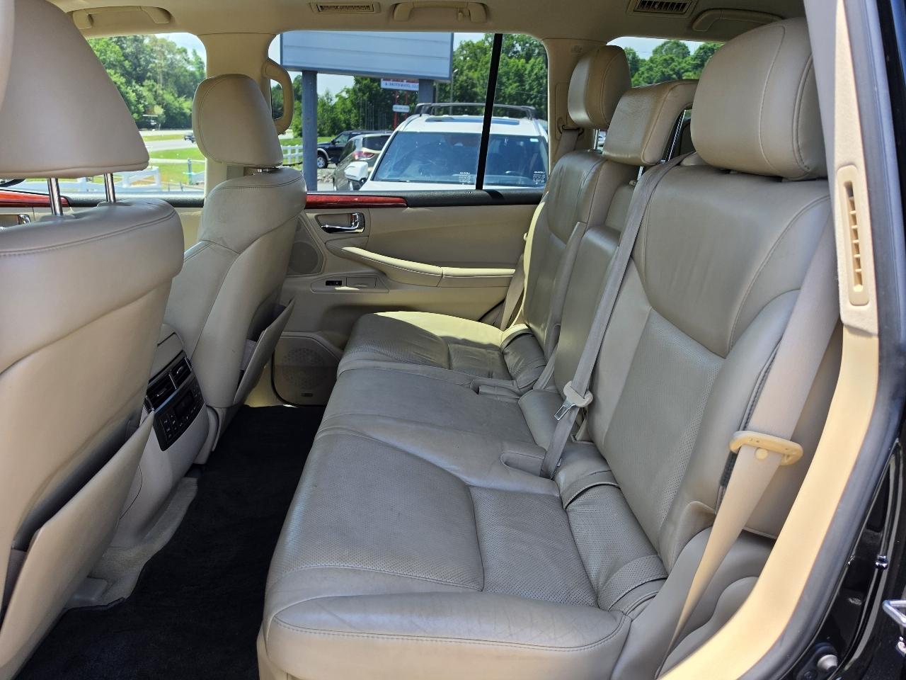 Lexus LX 570 4WD 4dr 2009