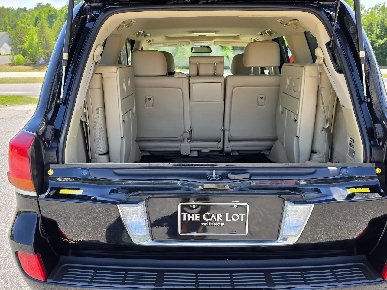 Lexus LX 570 4WD 4dr 2009