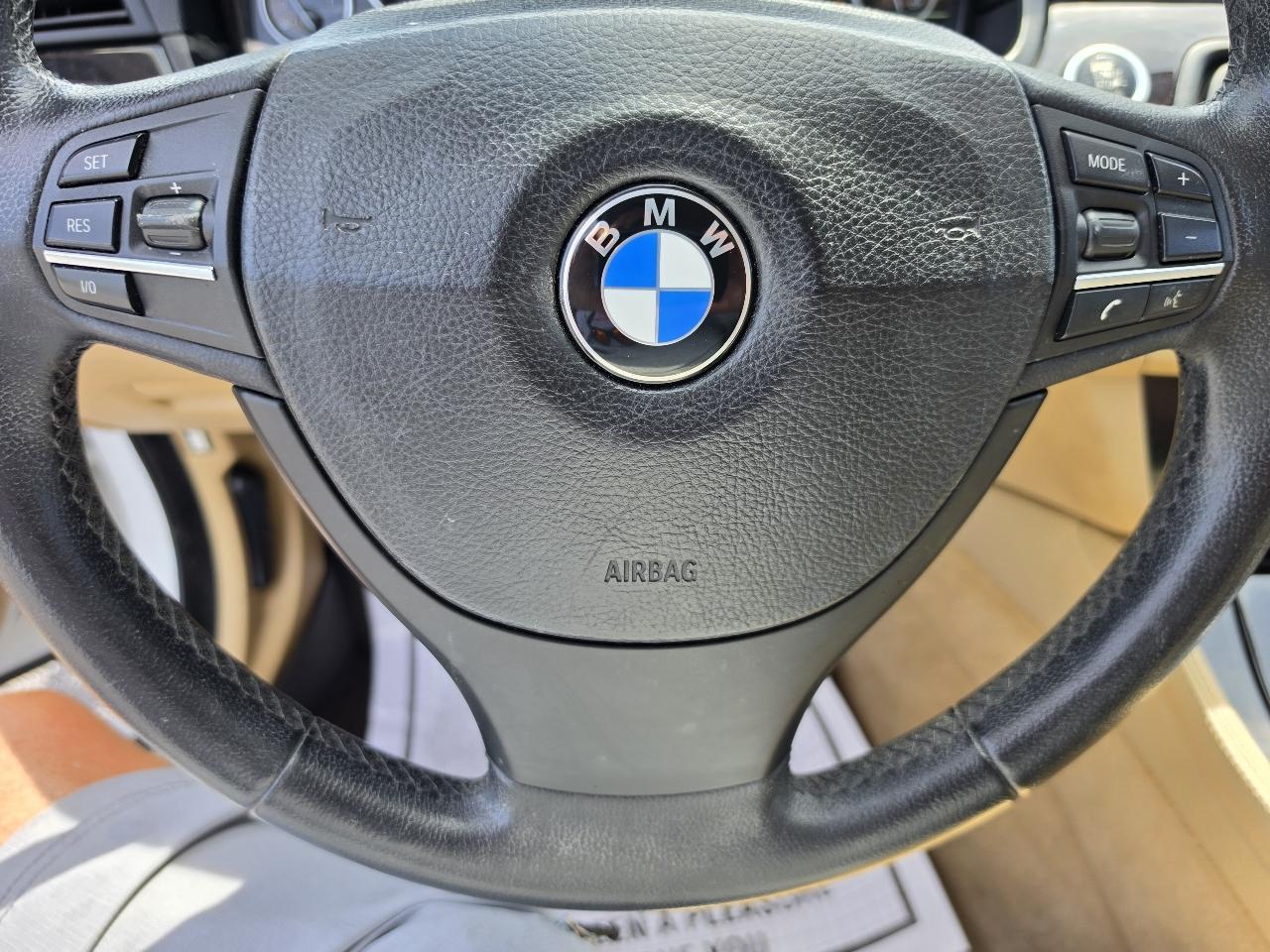 BMW 5 Series 4dr Sdn 528i RWD 2013