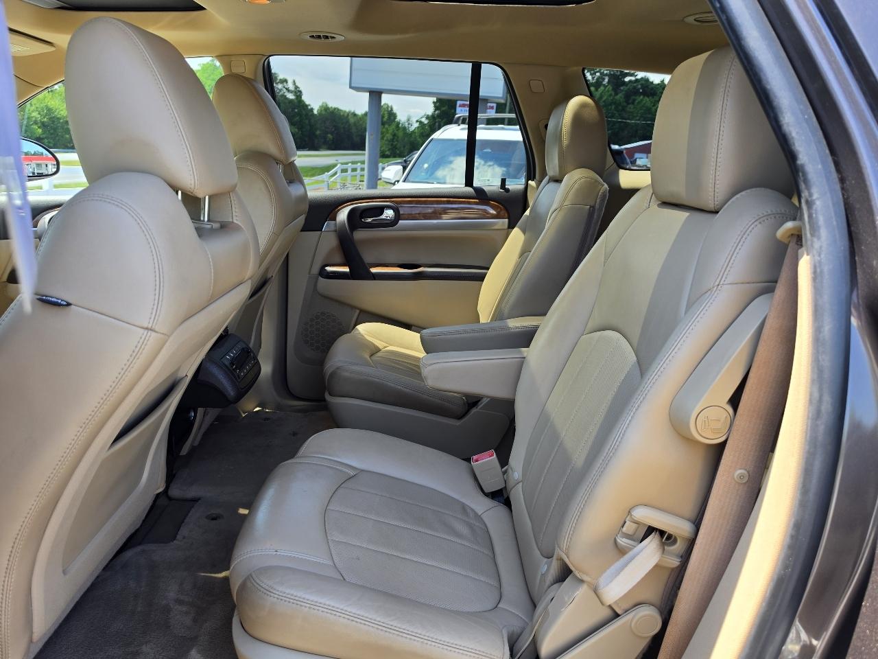 Buick Enclave CXL-1 FWD 2011