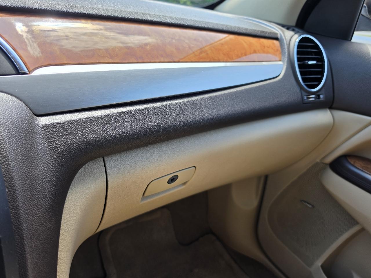Buick Enclave CXL-1 FWD 2011