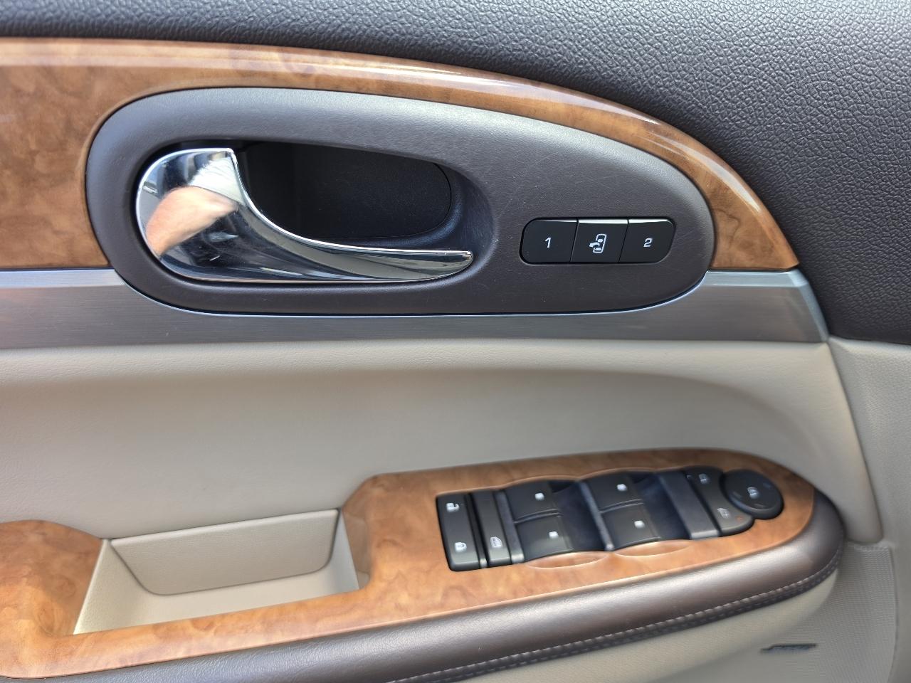 Buick Enclave CXL-1 FWD 2011