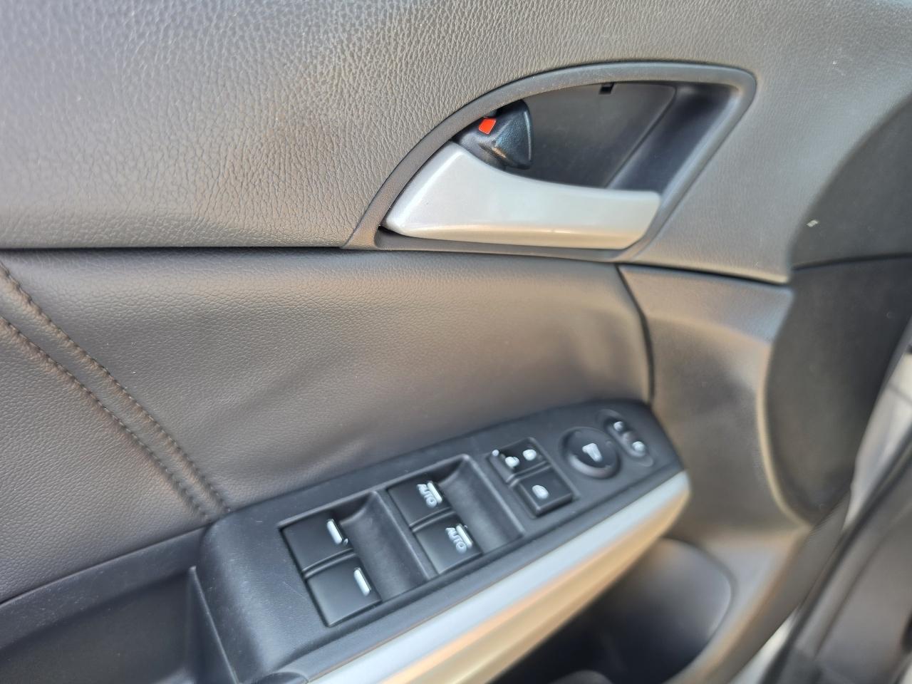 Honda Accord EX-L V-6 Sedan AT 2009