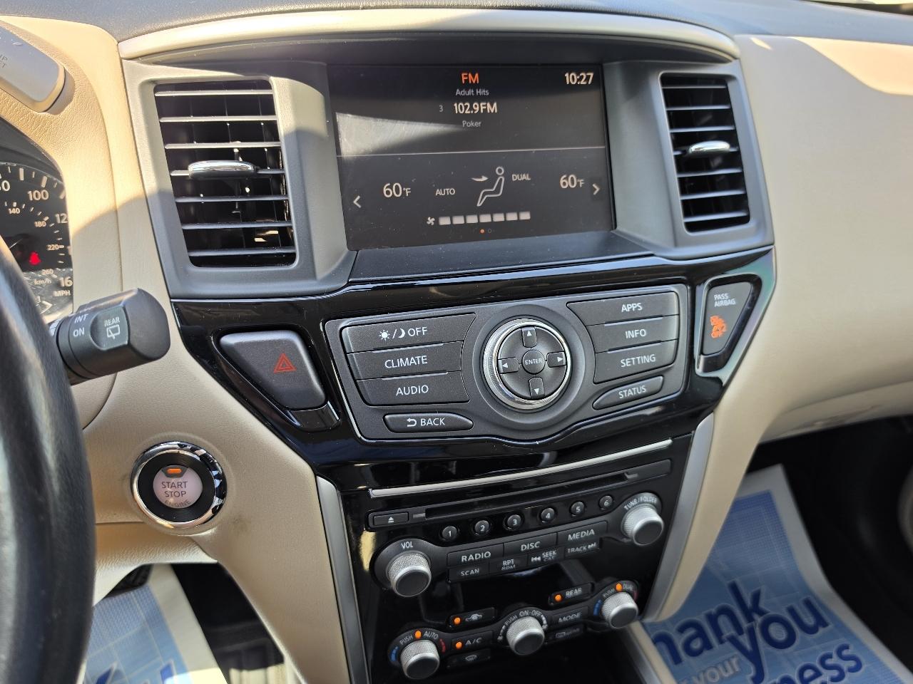 Nissan Pathfinder SV 2WD 2017