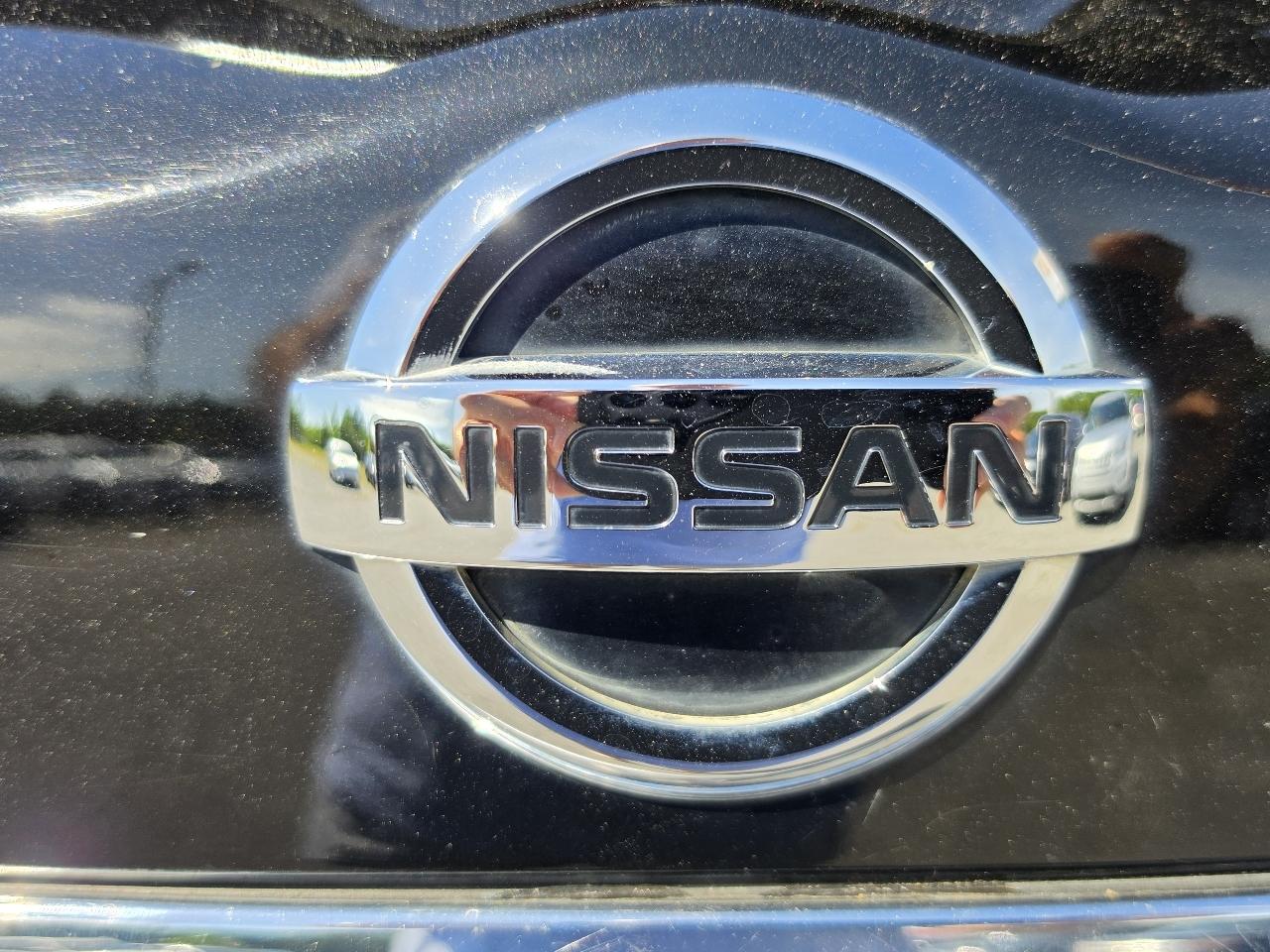 Nissan Pathfinder SV 2WD 2017