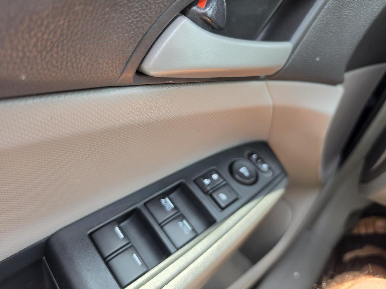 Honda Accord LX-P Sedan AT 2009