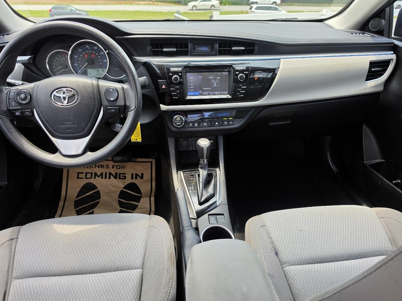 Toyota Corolla LE CVT 2016