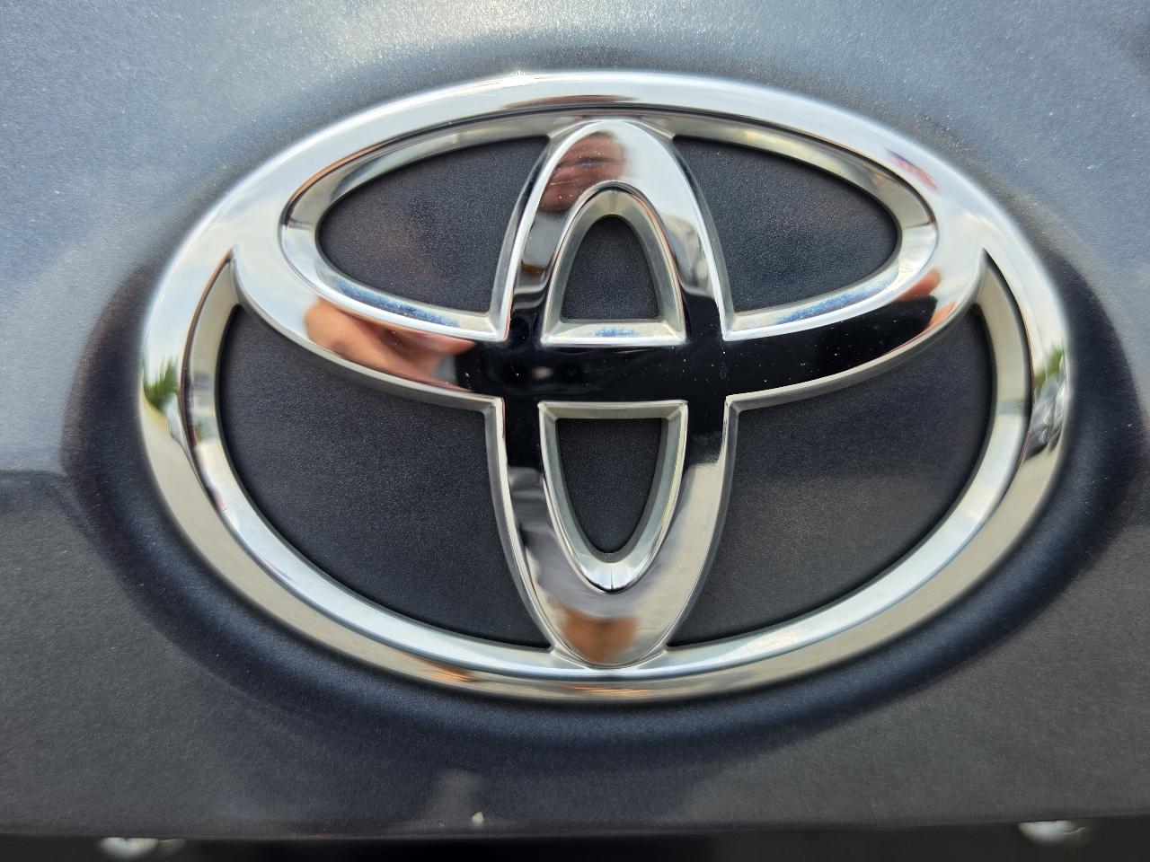 Toyota Corolla LE CVT 2016