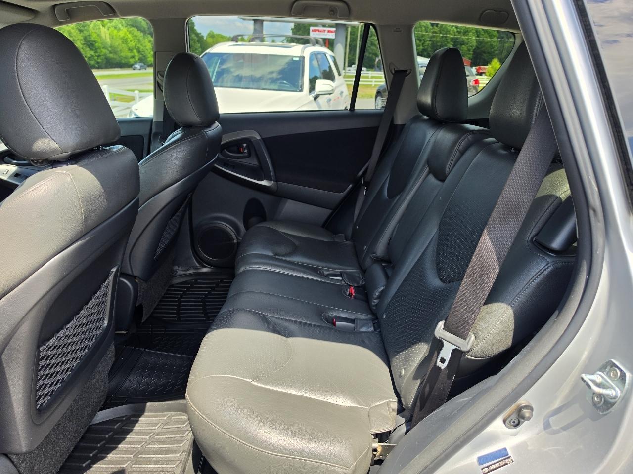 Toyota RAV4 Sport V6 4WD 2011