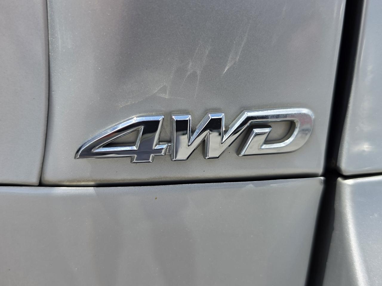 Toyota RAV4 Sport V6 4WD 2011