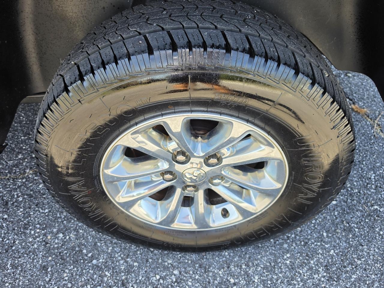 RAM 1500 SLT Crew Cab SWB 4WD 2013