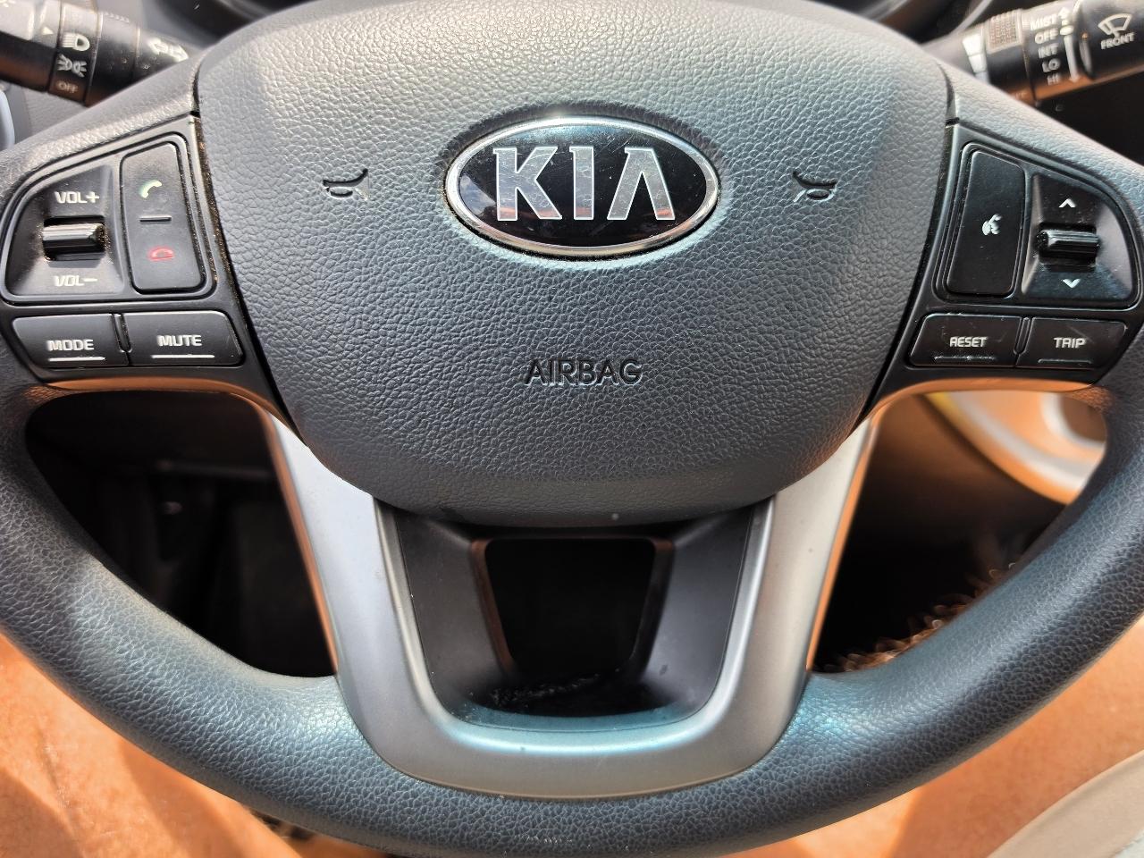 Kia Rio LX 6A 2016
