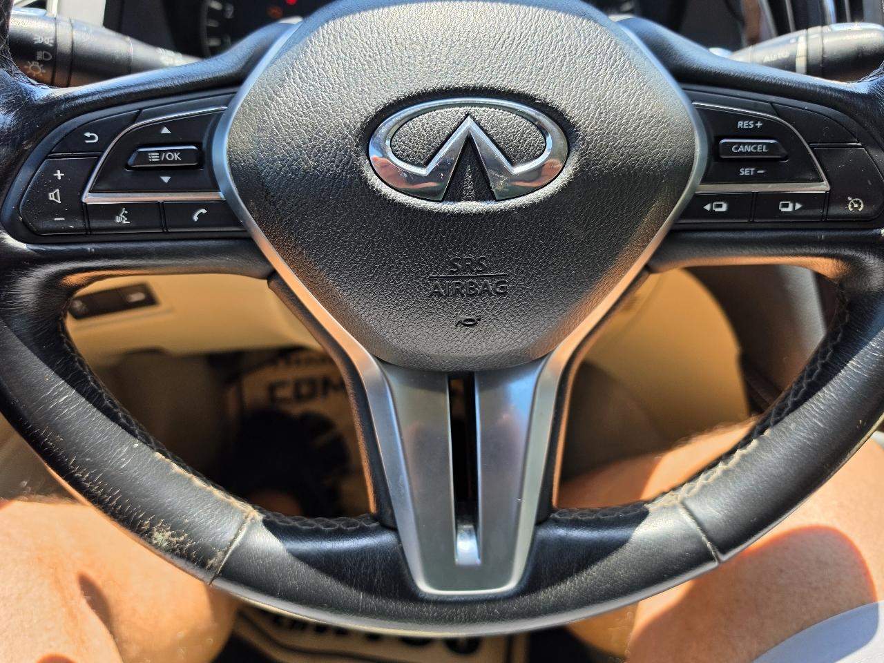 Infiniti Q50 3.0t LUXE AWD 2018