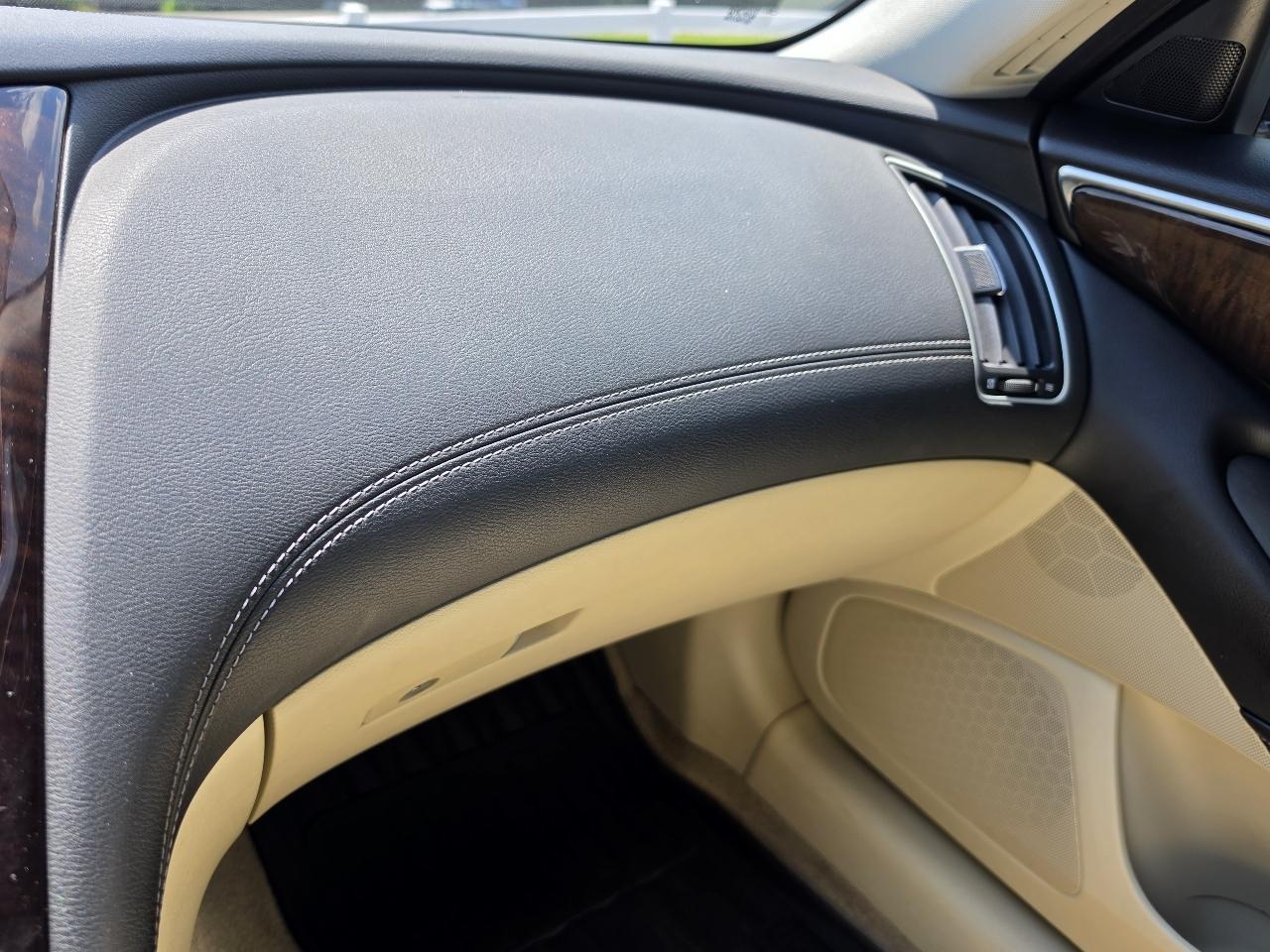 Infiniti Q50 3.0t LUXE AWD 2018