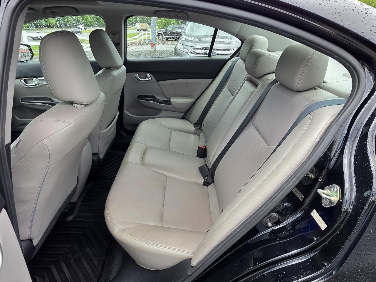 Honda Civic EX-L Sedan 5-Speed AT 2013
