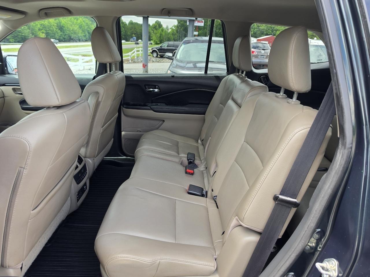 Honda Pilot Touring 4WD 2017