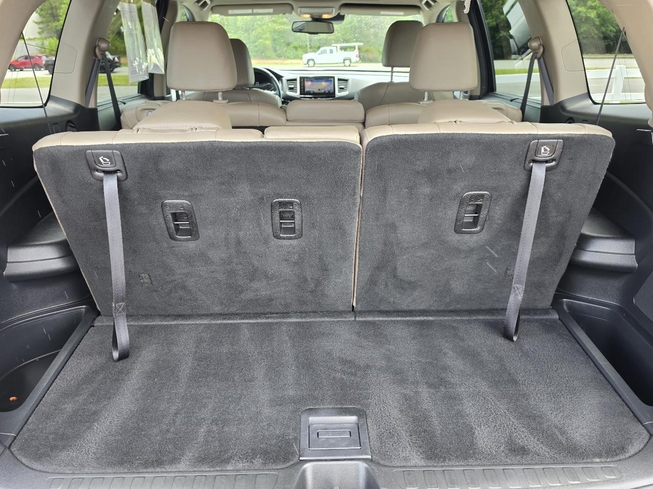 Honda Pilot Touring 4WD 2017