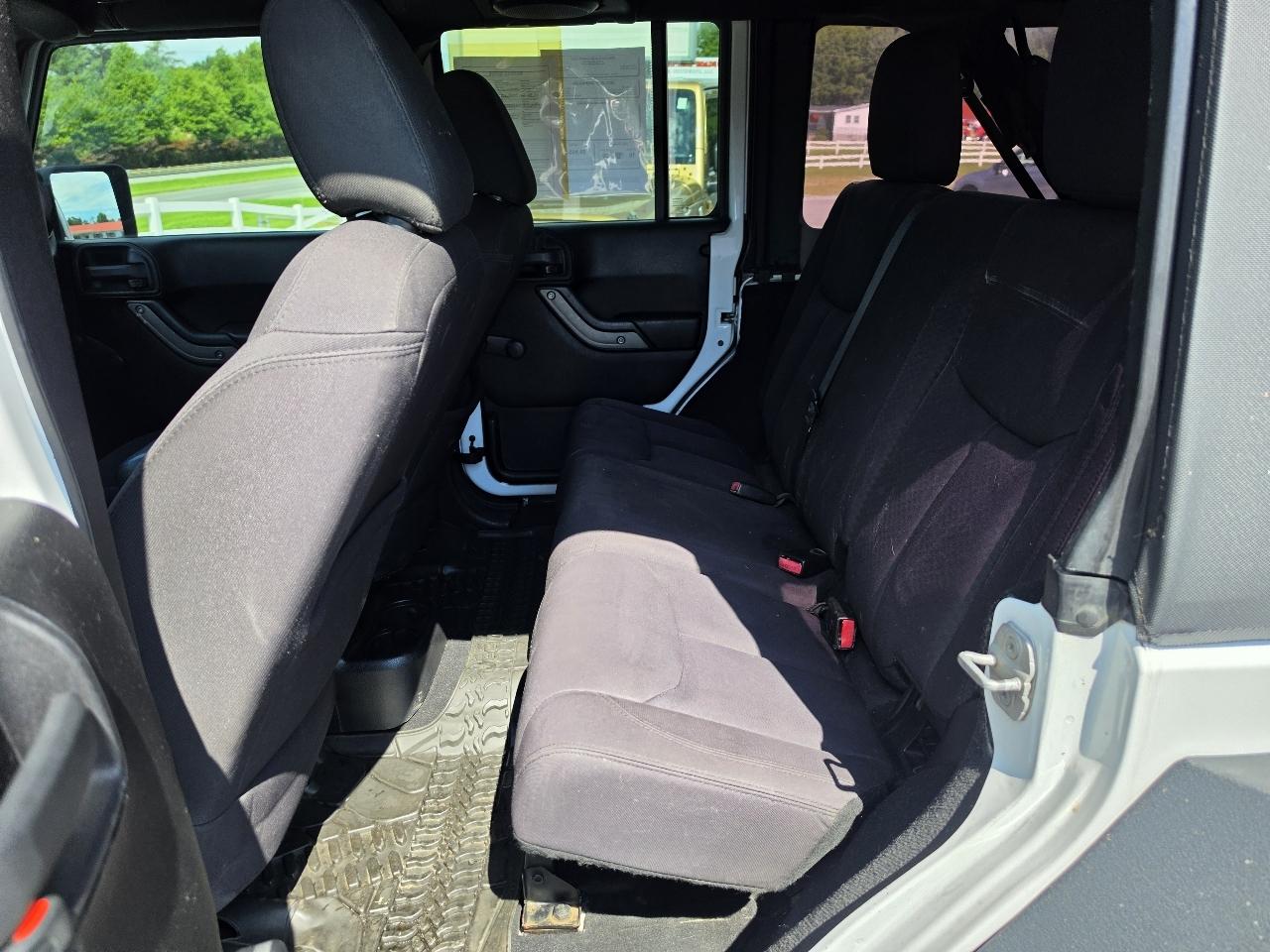 Jeep Wrangler Unlimited Sport 4WD 2013