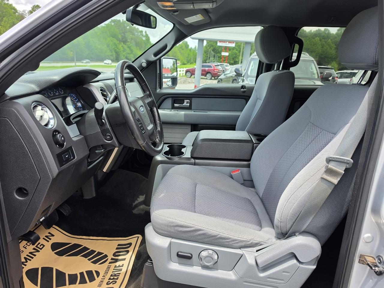 Ford F-150 XLT SuperCrew 5.5-ft. Bed 4WD 2013