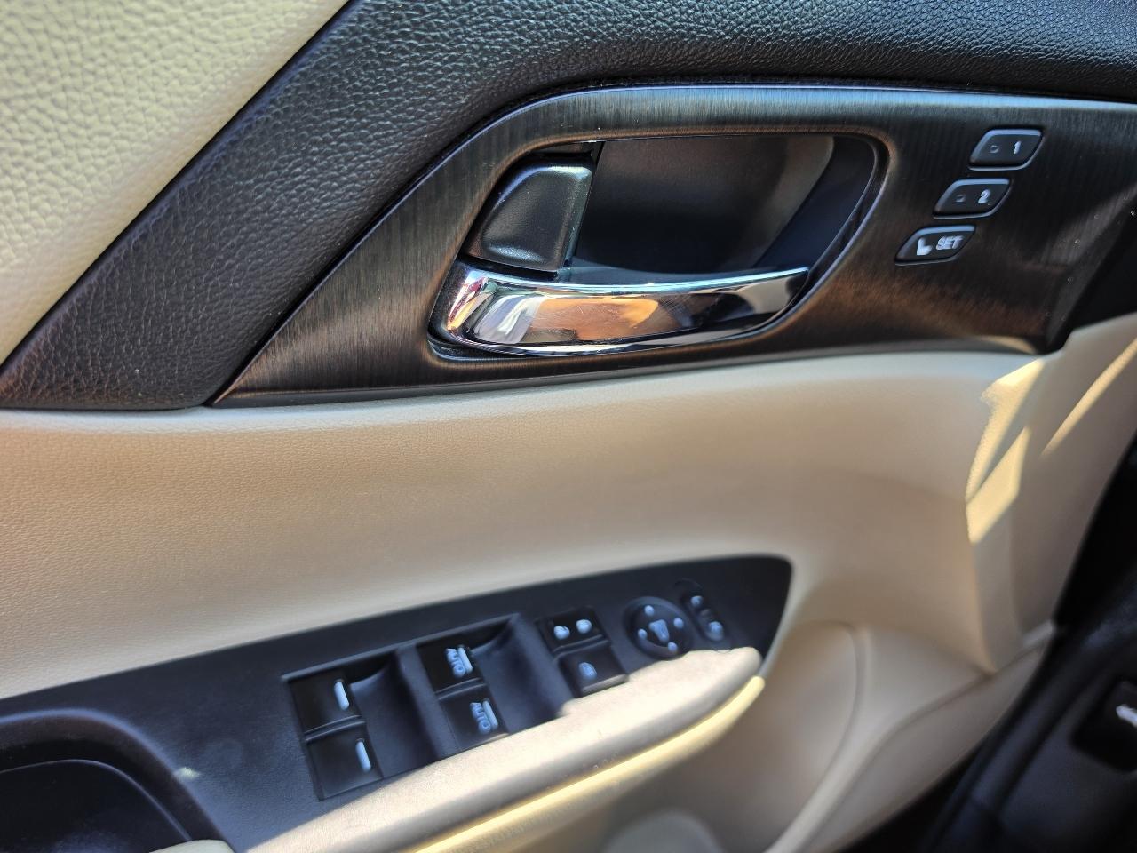 Honda Accord EX-L V6 Sedan AT 2013
