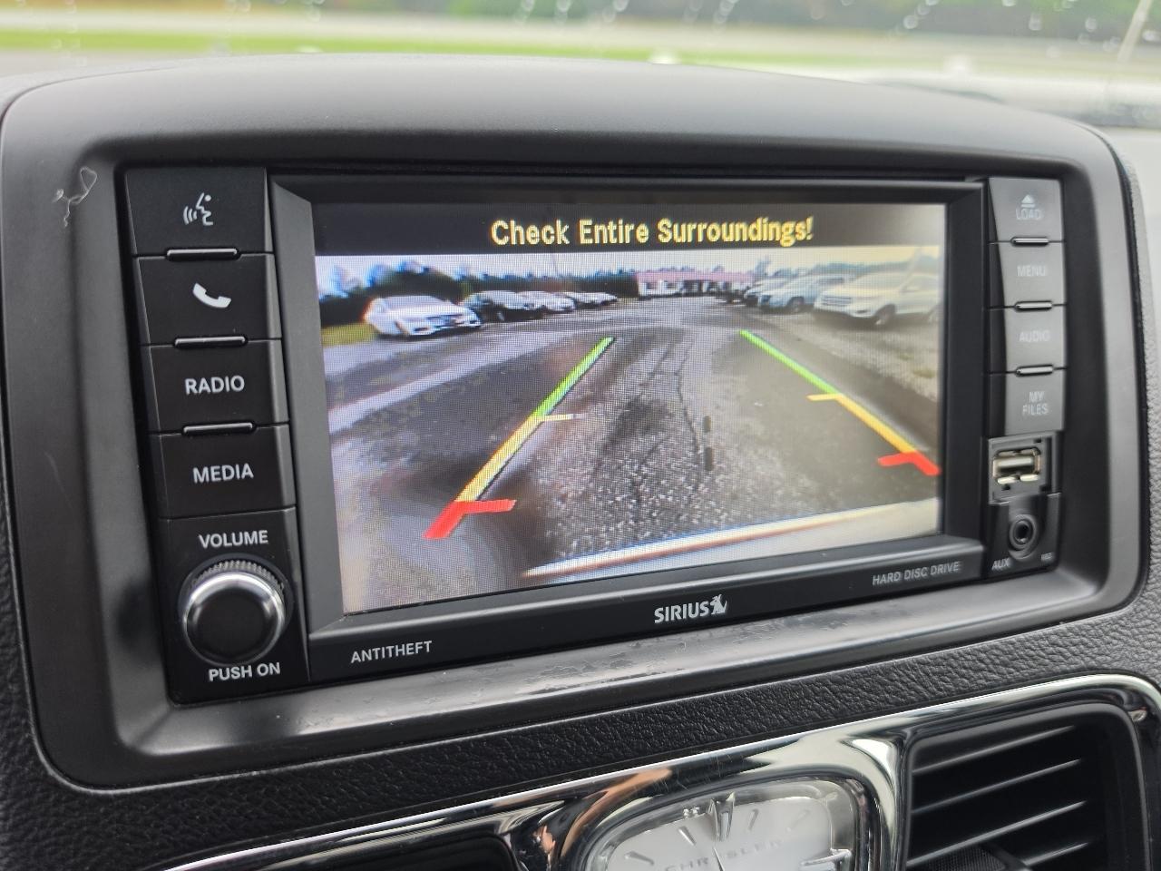Chrysler Town & Country Touring 2014