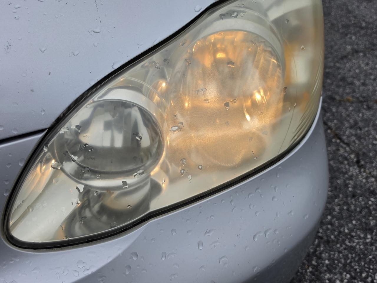 Toyota Corolla LE 2005