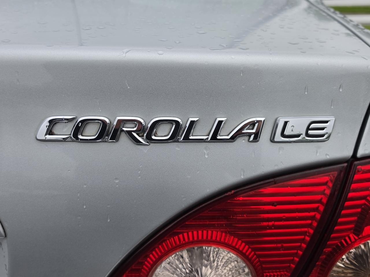 Toyota Corolla LE 2005