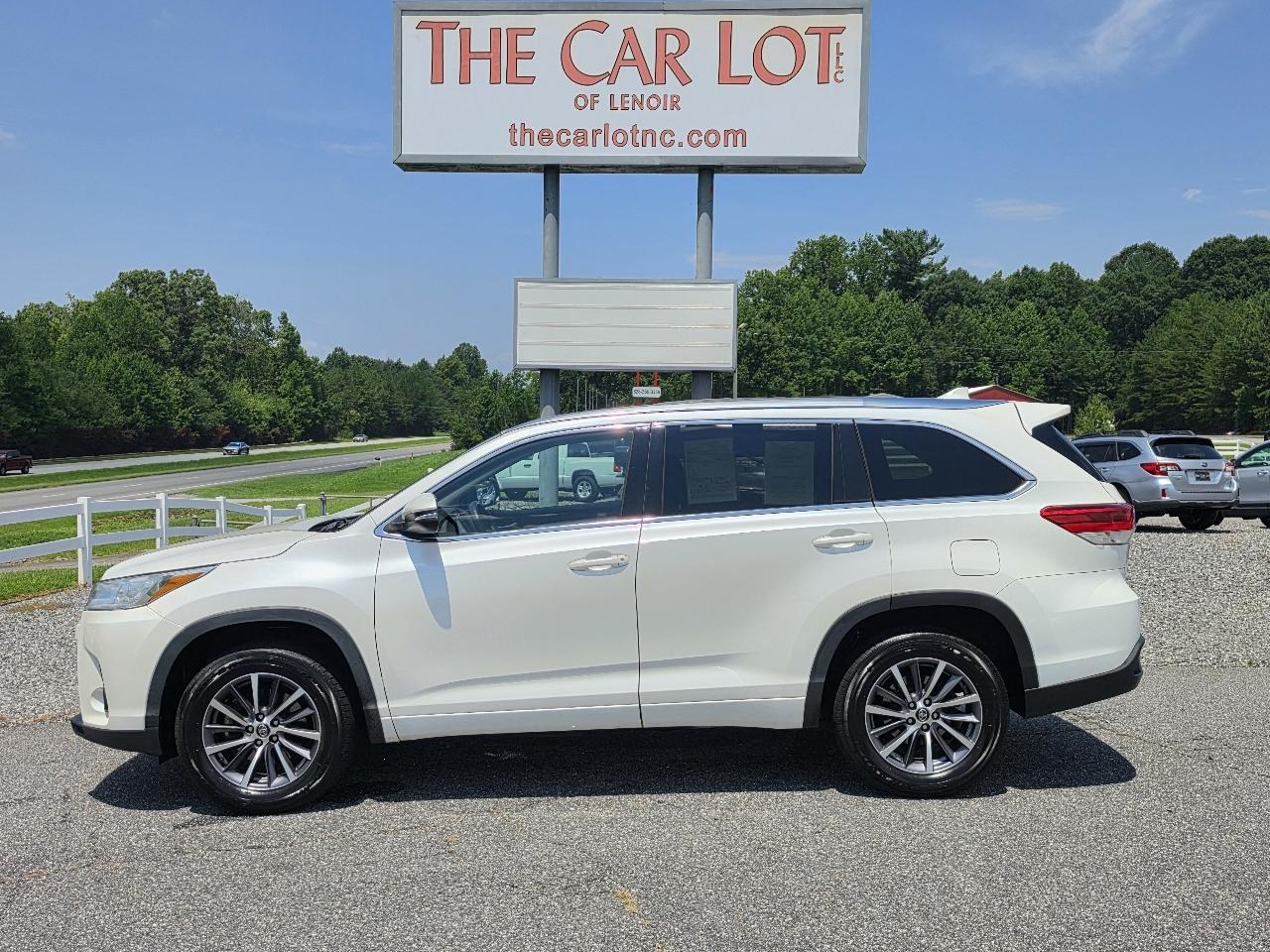 Toyota Highlander XLE FWD V6 2018