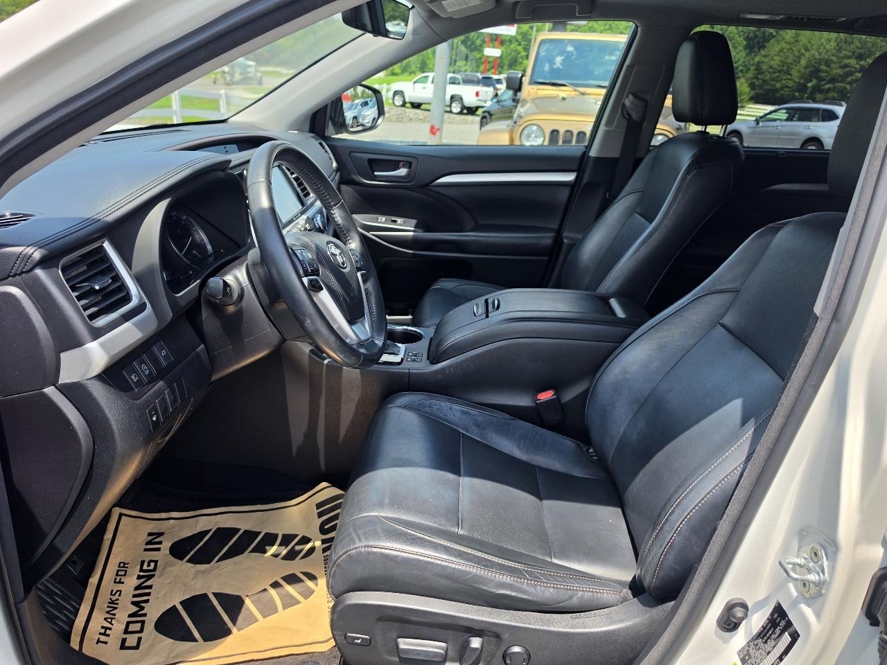 Toyota Highlander XLE FWD V6 2018