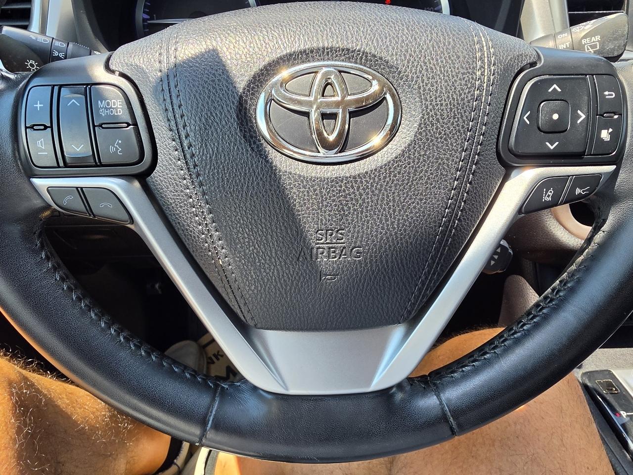 Toyota Highlander XLE FWD V6 2018