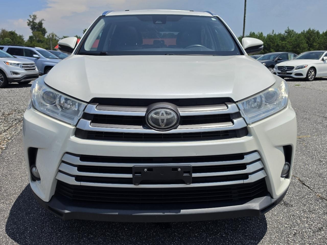 Toyota Highlander XLE FWD V6 2018