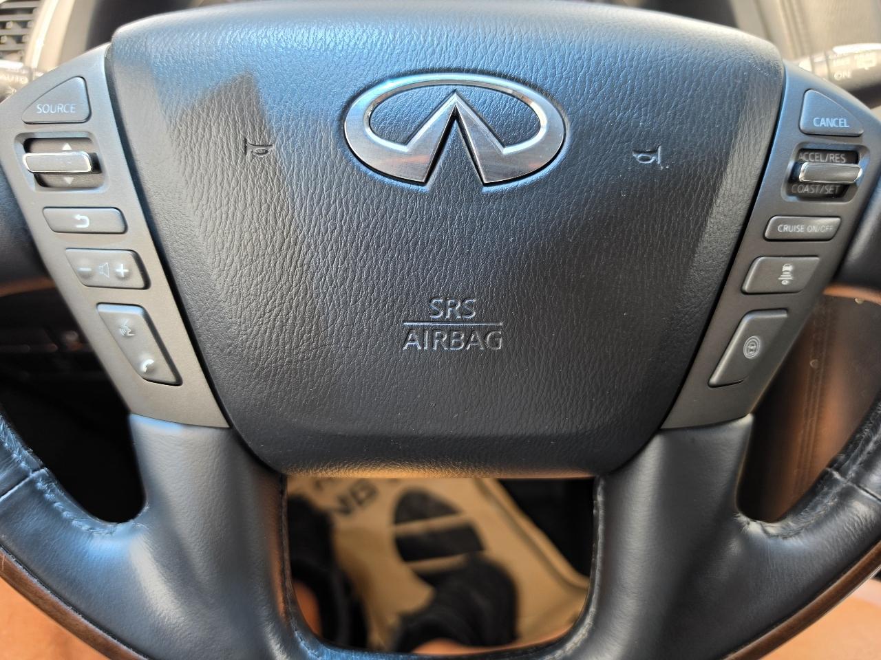 Infiniti QX80 4WD 2014