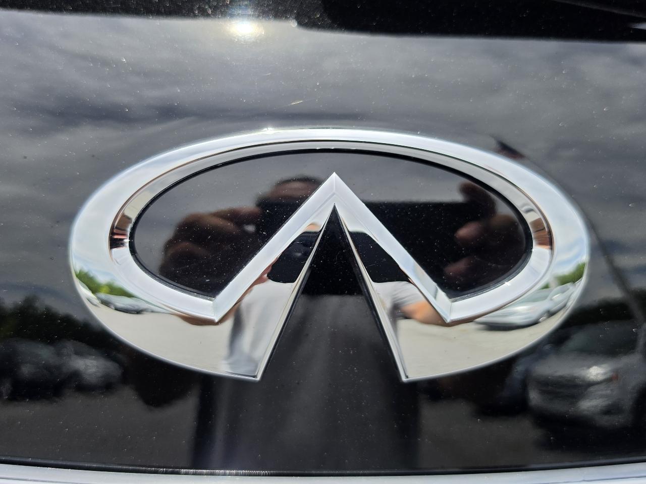 Infiniti QX80 4WD 2014