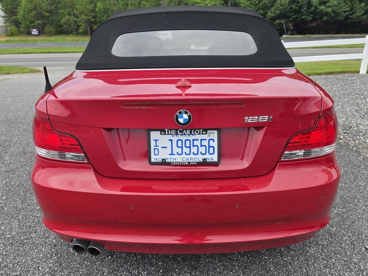 BMW 1-Series 128i Convertible 2011