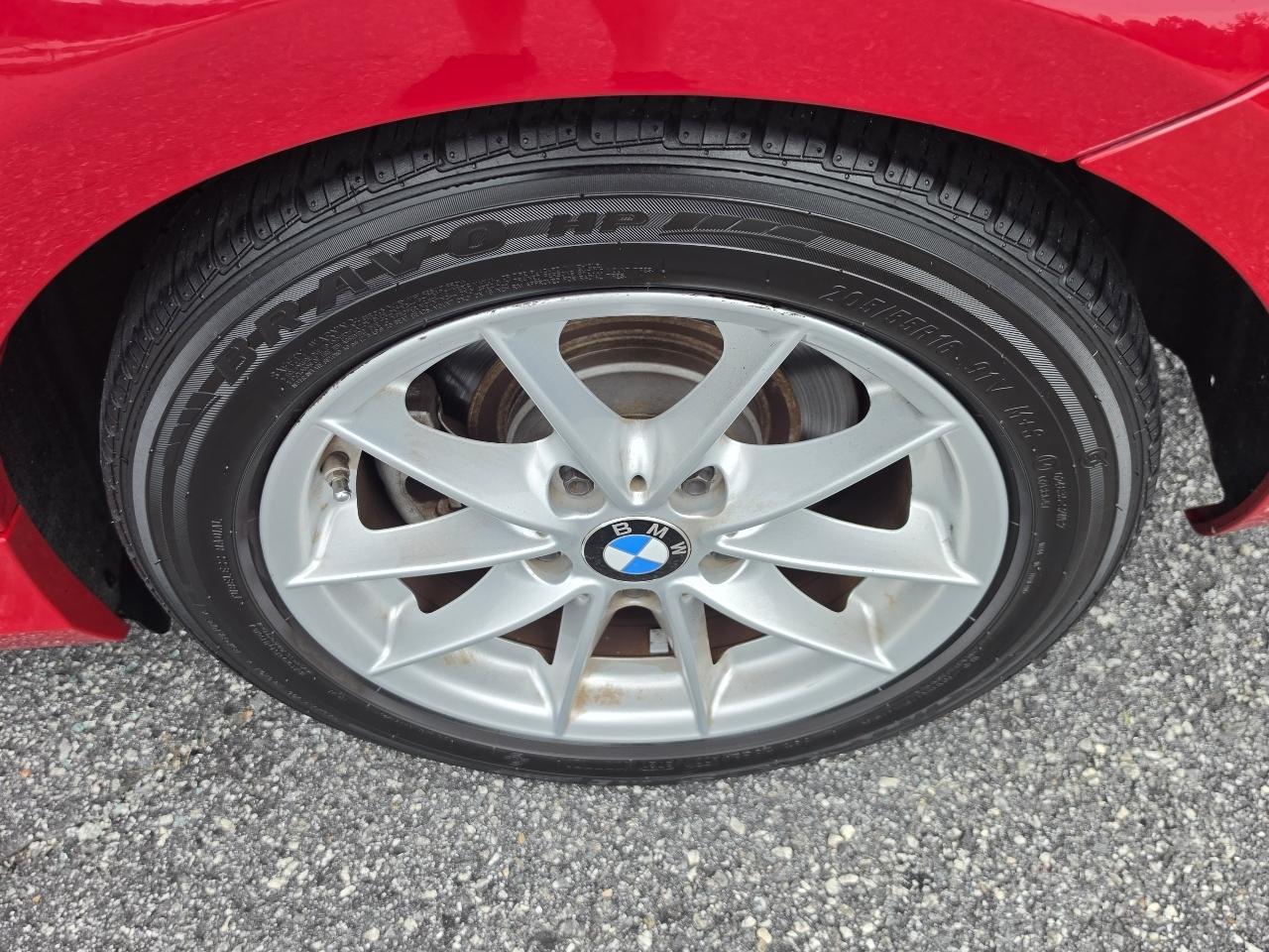 BMW 1-Series 128i Convertible 2011