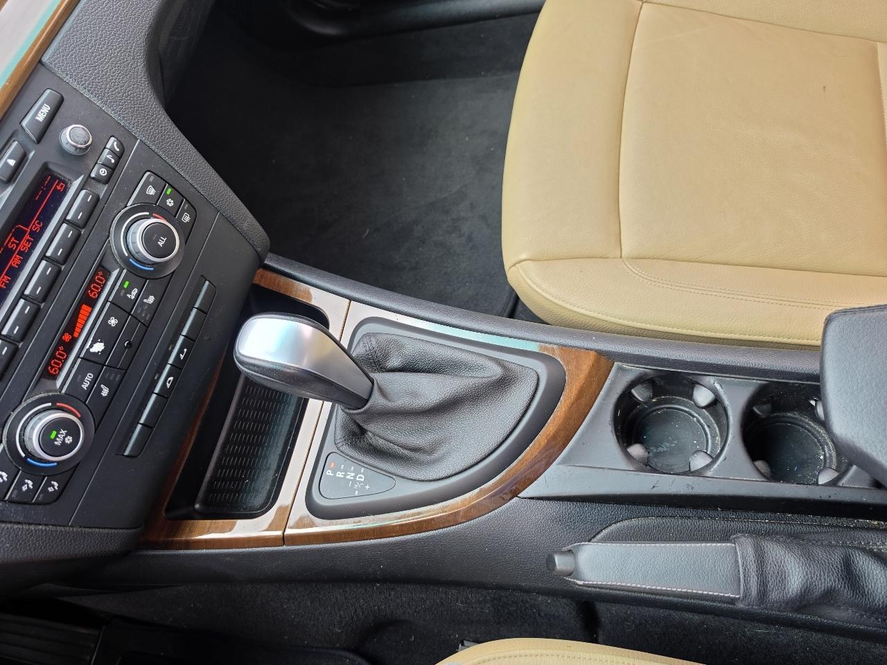 BMW 1-Series 128i Convertible 2011
