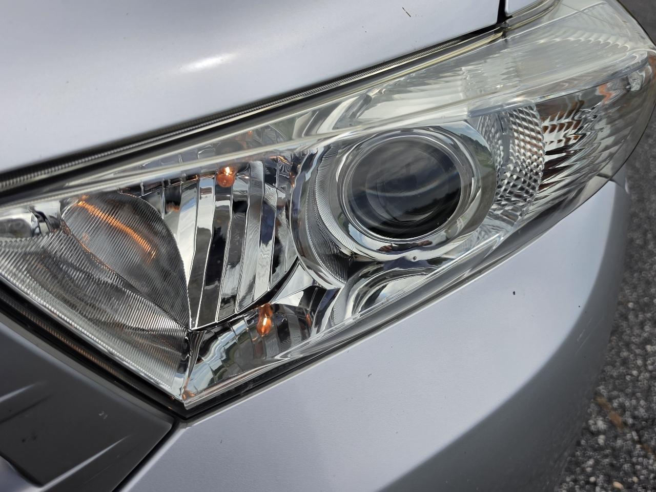 Toyota Highlander Limited 2WD 2013