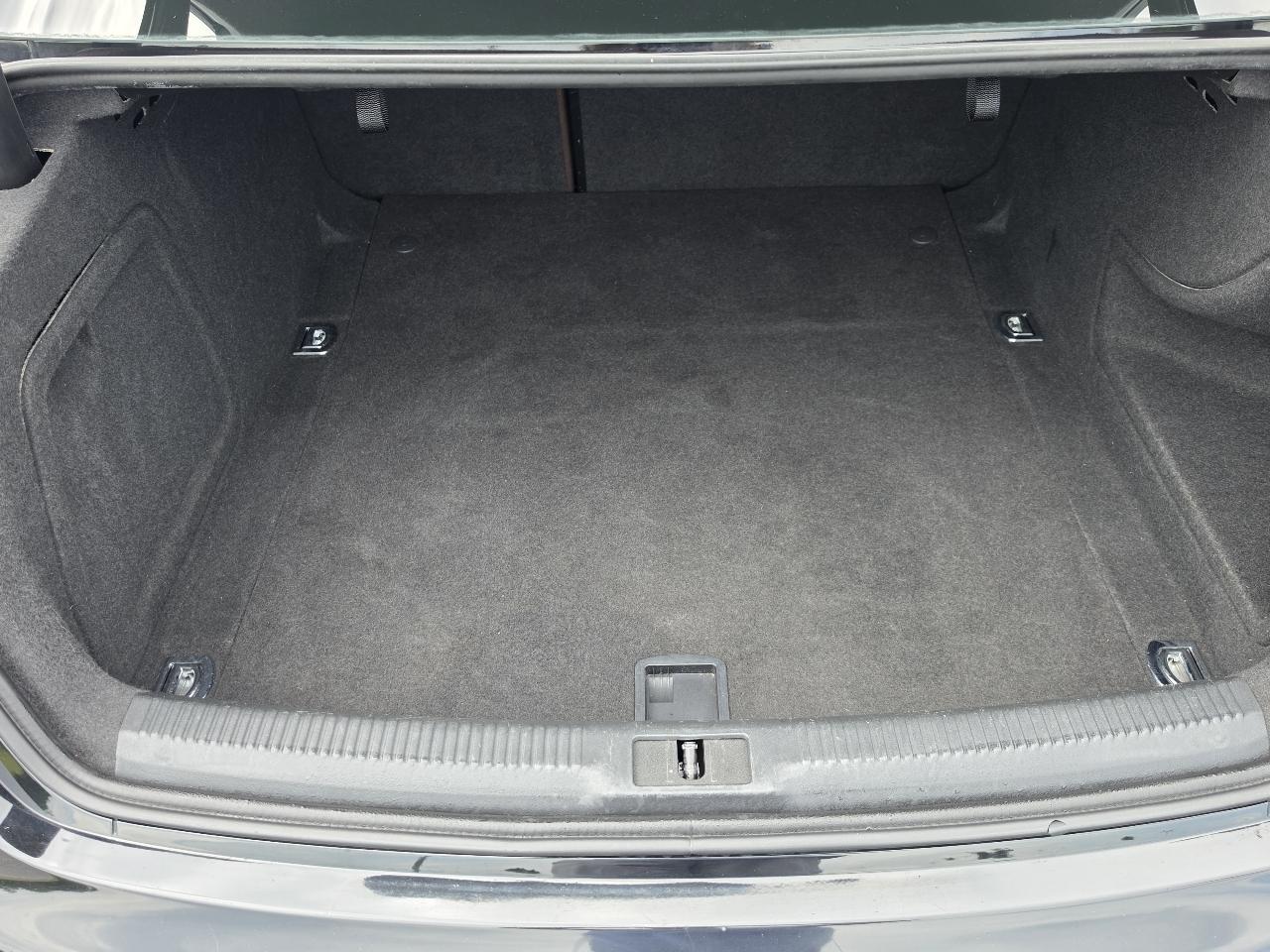 Audi A4 2.0 T Sedan FrontTrak Multitronic 2015