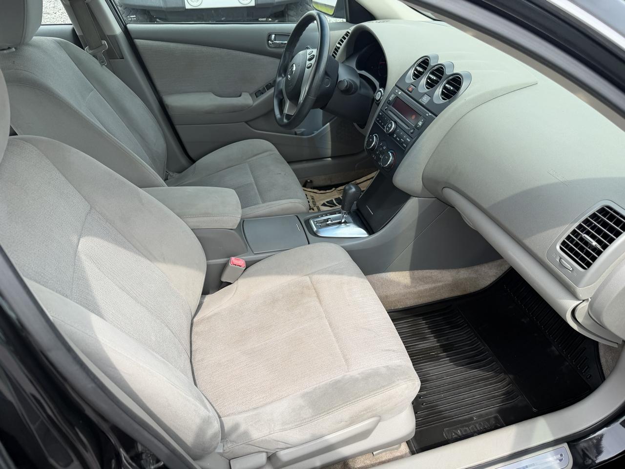 Nissan Altima 2.5 S 2012