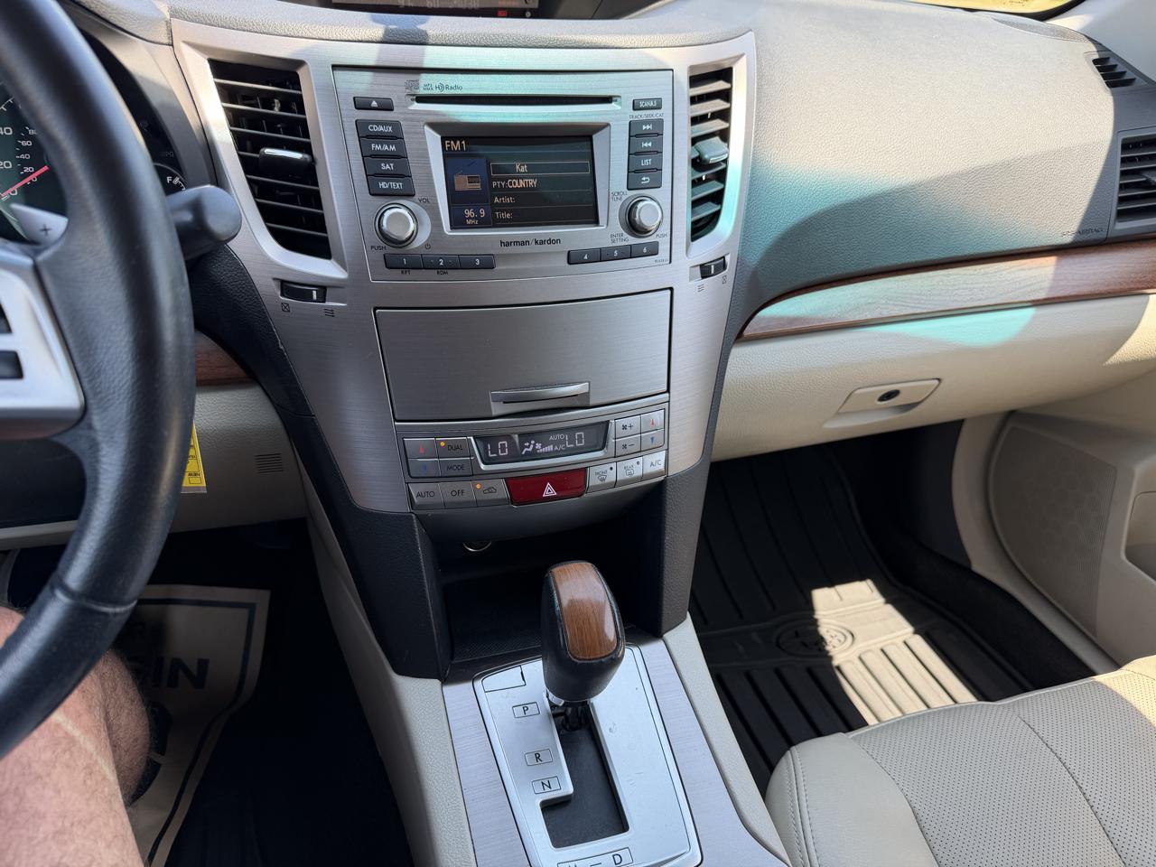 Subaru Outback 2.5i Limited 2013