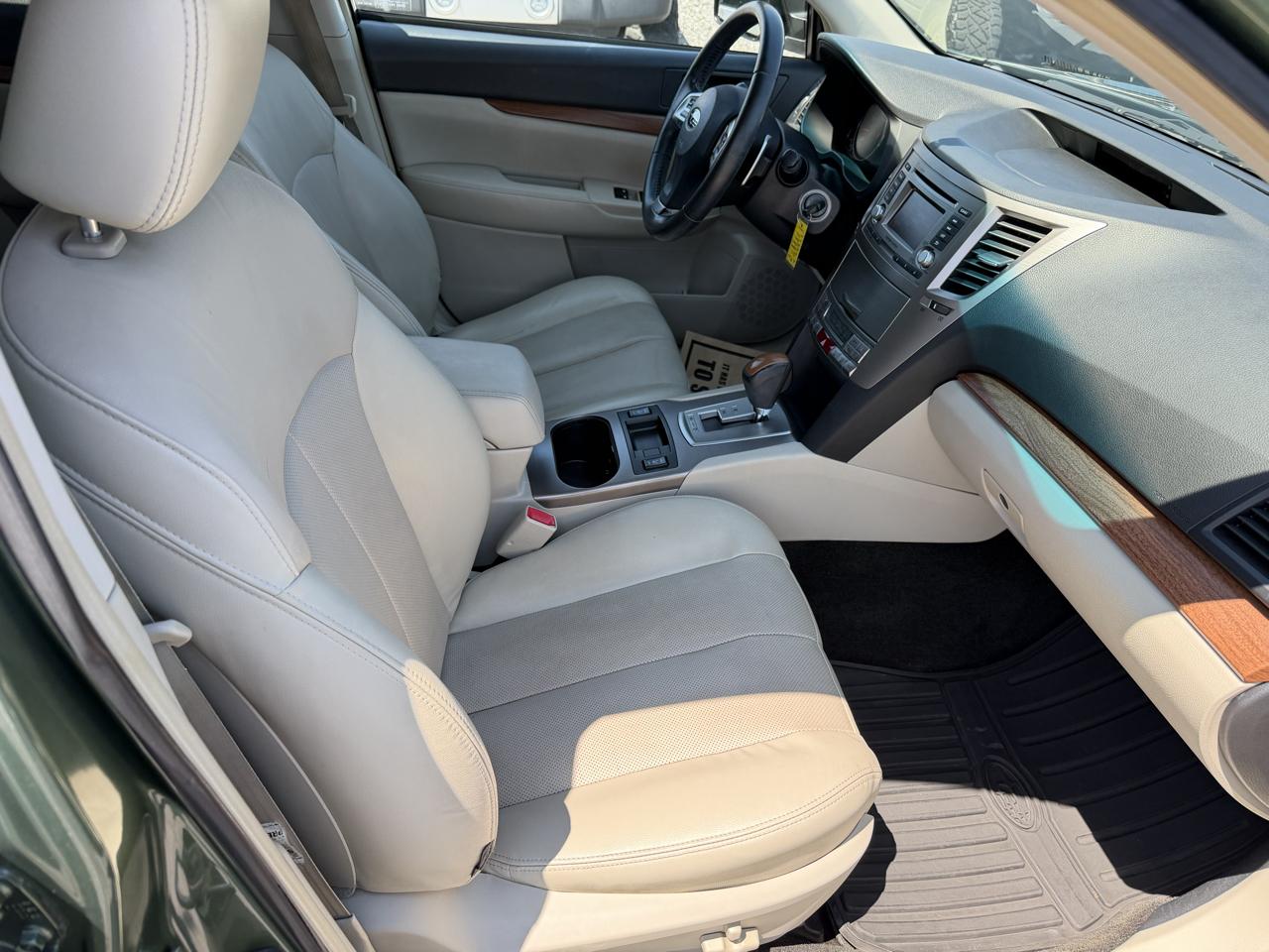 Subaru Outback 2.5i Limited 2013