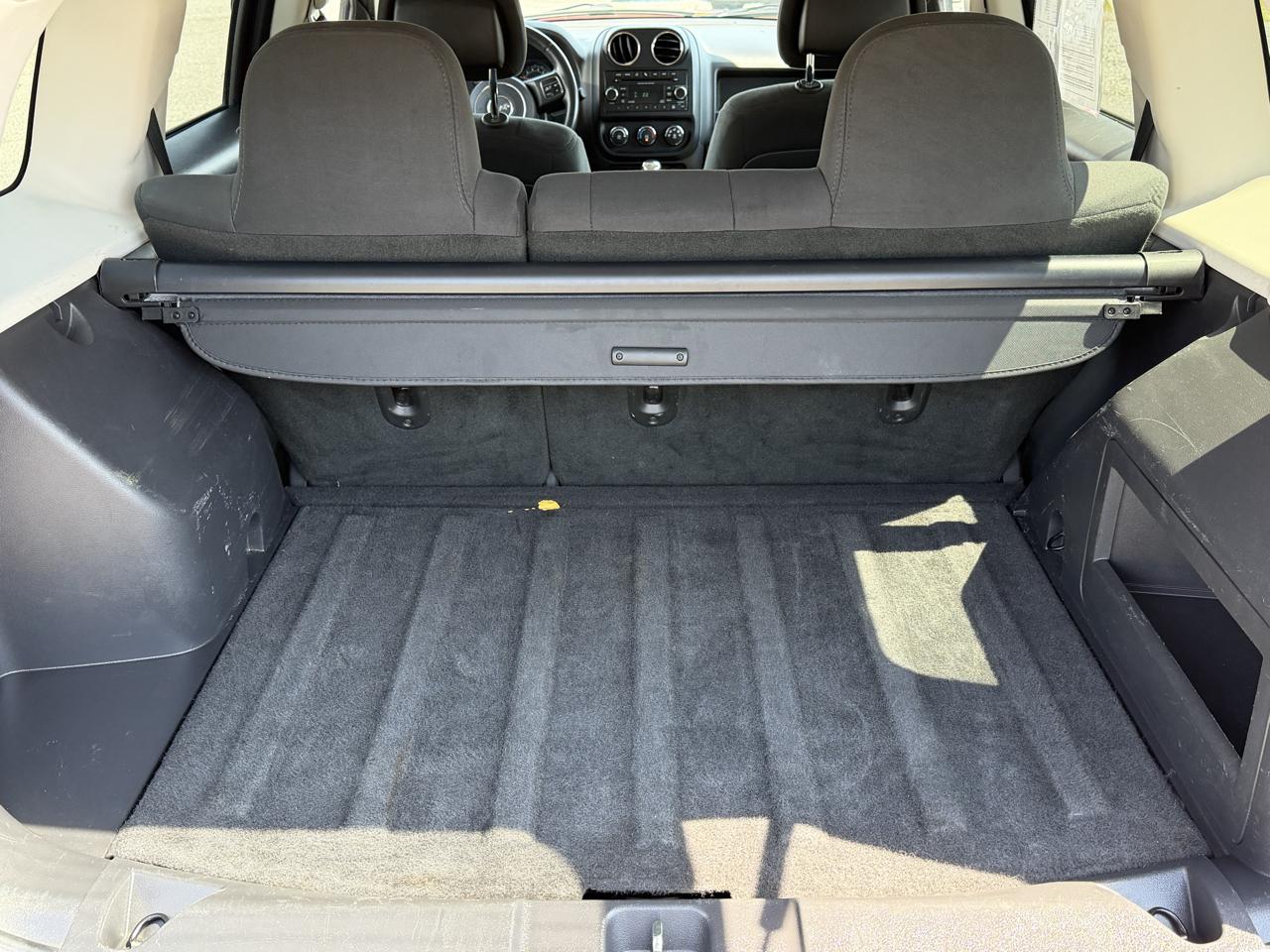 Jeep Patriot Latitude 2WD 2014