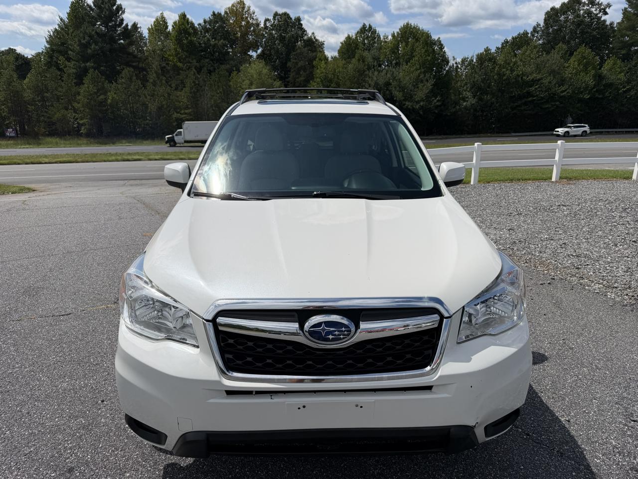 Subaru Forester 2.5i Premium PZEV CVT 2016