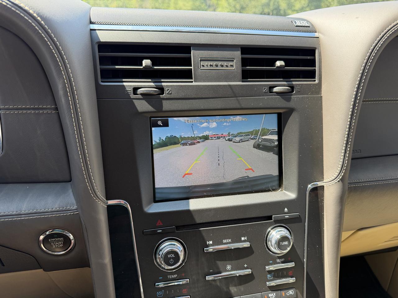 Lincoln Navigator 4WD 2015